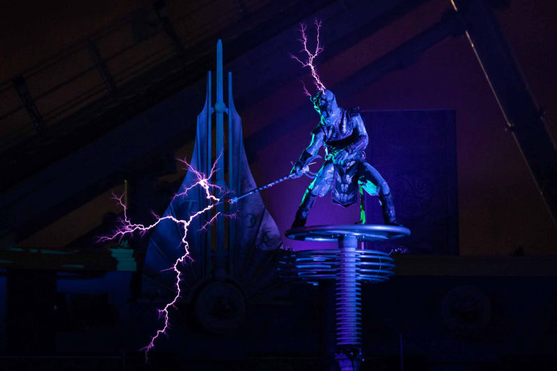 Tesla Coil Lightning Dancer